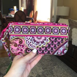 Vera Bradley Wristlet (Very Berry Paisley)